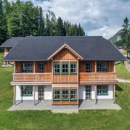 Exclusive With Sauna & Mountain Panorama Apartment Grundlsee